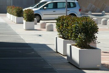 01-BOX-PLANTER-concrete-escofet_.jpg