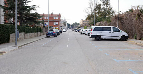 Eliminar les barreres arquitectòniques i arranjar voreres a la zona Camp de Mar - Can Pou